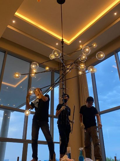 “UNIVERSE” CHANDELIER